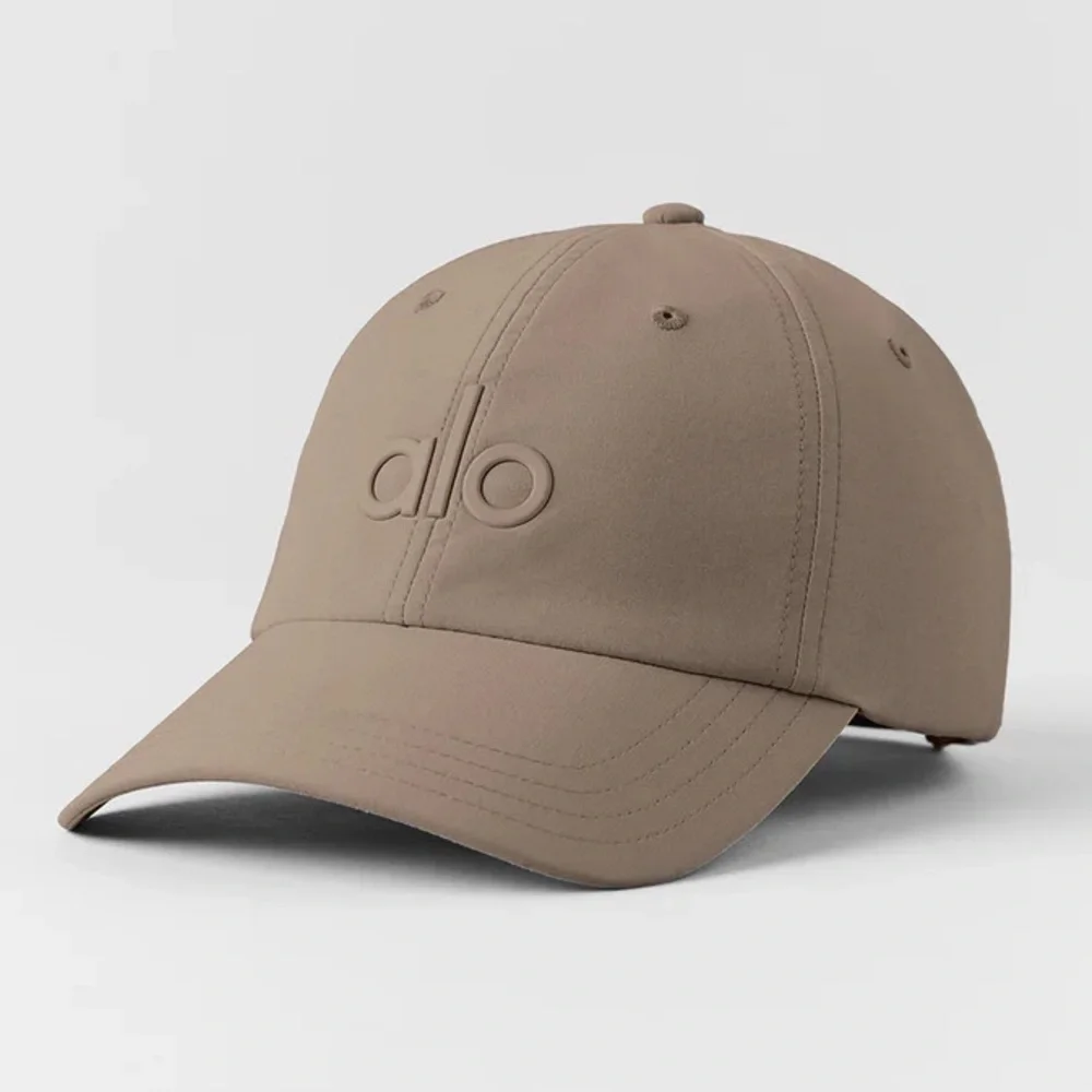 Alo Yoga Performance Off-Duty Cap Gravel